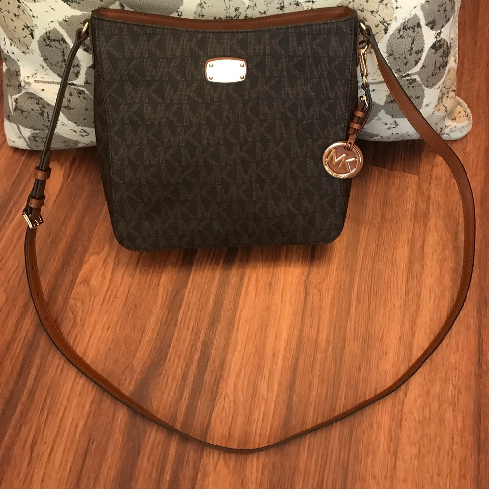 Michael Kors crossbody bag